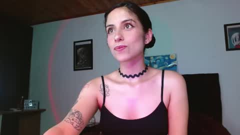   Independent Model online show from 06.20.26