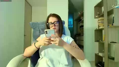 Snapshot of arya_starkw chatting on 09.10.25 Ary 3 online show from 09.10.25