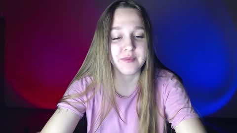 Snapshot of asela_dioli chatting on 09.23.25 Kristi your good friend with benefits online show from 09.23.25