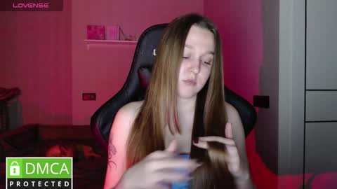 Snapshot of asela_dioli chatting on 11.22.25 Kristi your good friend with benefits online show from 11.22.25