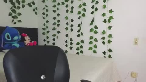 Snapshot of asenaesmee chatting on 02.17.26 Asena online show from 02.17.26