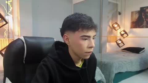 ash_kai online show from 07.05.26
