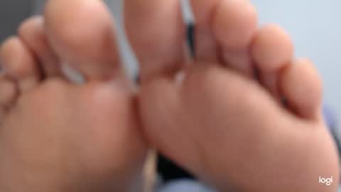 Snapshot of ash_nicefeet chatting on 02.11.25 ashley online show from 02.11.25