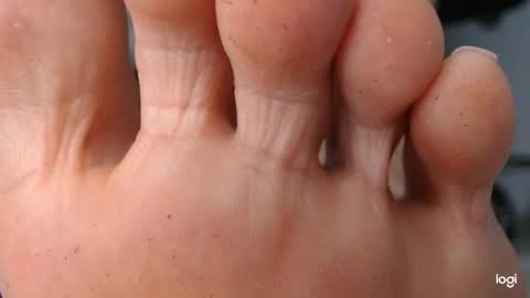 Snapshot of ash_nicefeet chatting on 02.18.25 ashley online show from 02.18.25