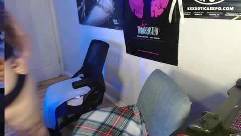 SweetAshCheeks online show from 01.08.26