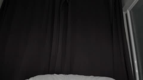 your pretty Ashley online show from 03.31.26