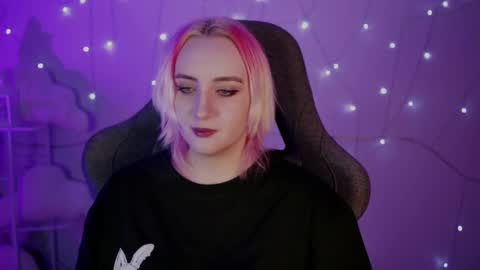 AshleyAshe  online show from 02.21.25