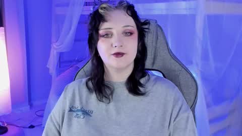 AshleyAshe  online show from 11.28.25