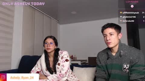 Ashley And Ryan  online show from 01.08.25