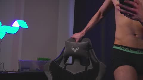 Jerk Machine online show from 02.12.25