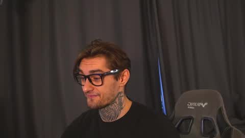 Jerk Machine online show from 04.14.26