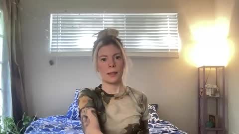 Snapshot of ashleebby818 chatting on 02.21.26 Ashlee online show from 02.21.26