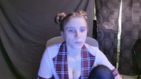 Ashlee Wolf online show from 12.31.24