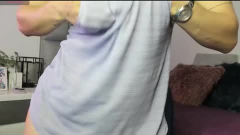 Carolina  online show from 02.06.26