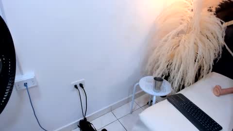 Snapshot of ashley_7777 chatting on 03.02.25 ashley_7777 online show from 03.02.25