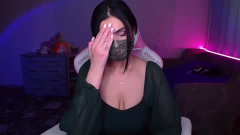   Yasmina   online show from 02.10.25