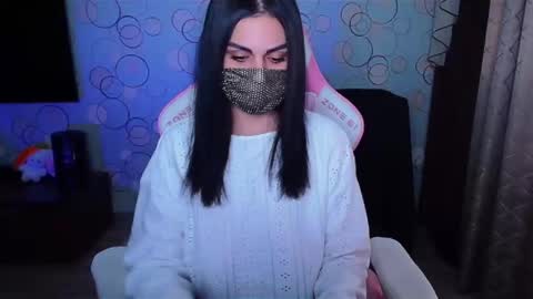   Yasmina   online show from 09.22.25