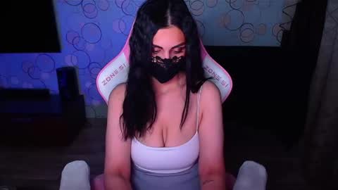   Yasmina   online show from 12.01.25