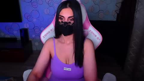   Yasmina   online show from 12.04.25