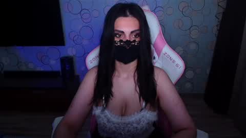 Snapshot of ashley__cooper__ chatting on 06.19.26 Yasmina online show from 06.19.26