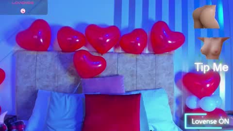 Snapshot of ashley__foxx_ chatting on 02.14.25 ashley online show from 02.14.25