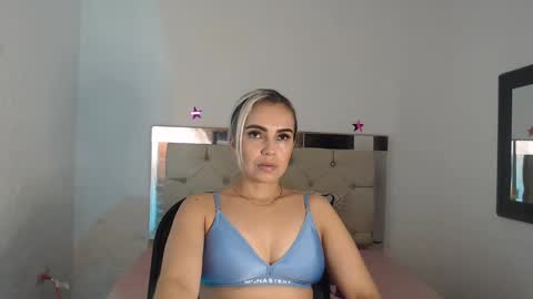 ashley__tylor online show from 02.26.25