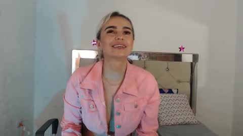 ashley__tylor online show from 02.28.25