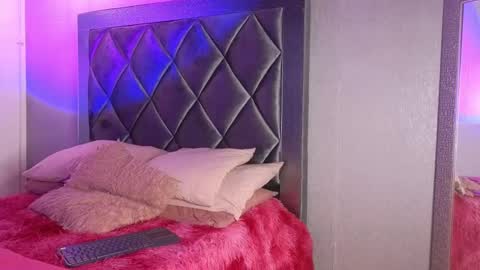 Snapshot of ashley__williamss chatting on 01.07.26 Ashley online show from 01.07.26