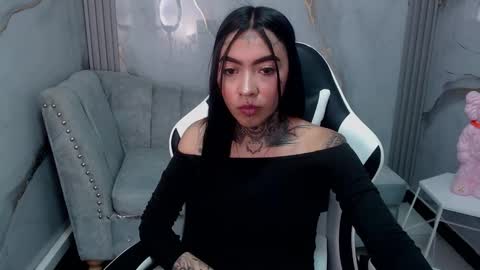 Snapshot of ashley_blum_v chatting on 09.12.25 ashley_blum_v online show from 09.12.25