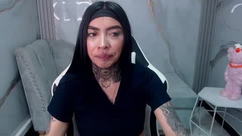 Snapshot of ashley_blum_v chatting on 09.19.25 ashley_blum_v online show from 09.19.25