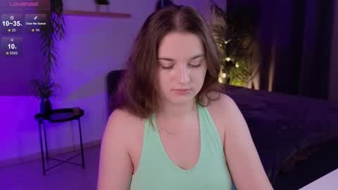   online show from 10.01.25