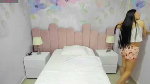 ASHLEY online show from 04.13.26