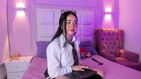 ashley_petit online show from 07.18.26