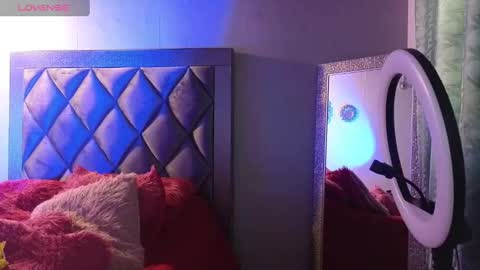 Snapshot of ashleybrend chatting on 09.21.25 CAMILA online show from 09.21.25