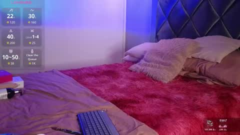 Snapshot of ashleybrend chatting on 11.08.25 CAMILA online show from 11.08.25