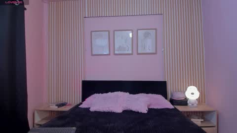 Snapshot of ashleycooper_2 chatting on 11.13.25 ashleycooper_2 online show from 11.13.25