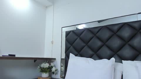 AshleyHill online show from 10.06.25