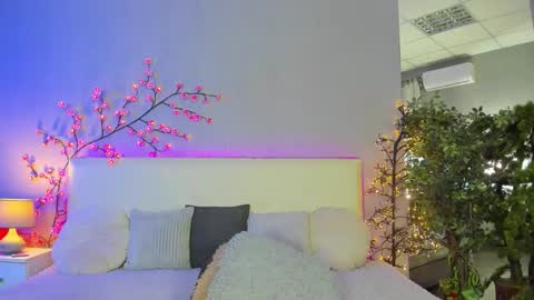 AshleyJonse online show from 04.08.26