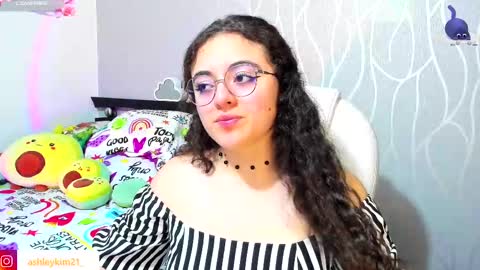 .. Ashley .. online show from 10.07.25