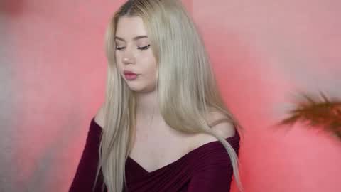 Snapshot of ashleyniko chatting on 10.25.25 AshleyNiko online show from 10.25.25