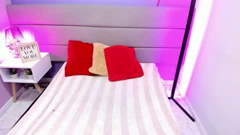 ashleyrobert_ online show from 02.02.26