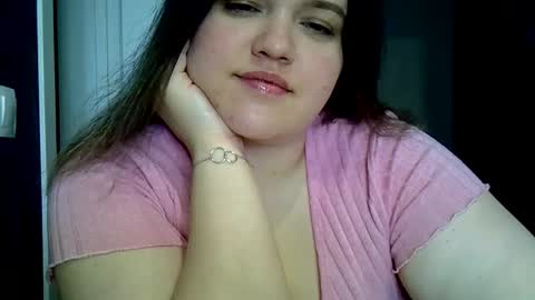 Snapshot of ashleyrosee_ chatting on 05.22.26 Anite online show from 05.22.26