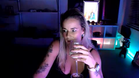 ashleyrosesweet online show from 10.12.25