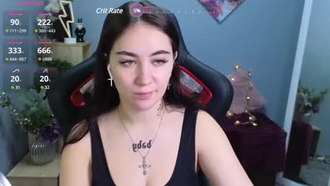 Snapshot of ashleyskott chatting on 12.18.24 Ashley online show from 12.18.24