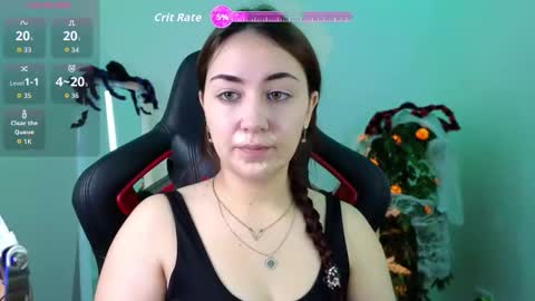 Snapshot of ashleyskott chatting on 10.31.25 Ashley online show from 10.31.25