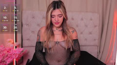 Ashley Lauren online show from 01.16.25