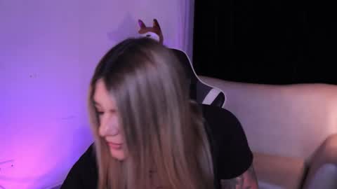 Ashley Lauren online show from 10.30.25