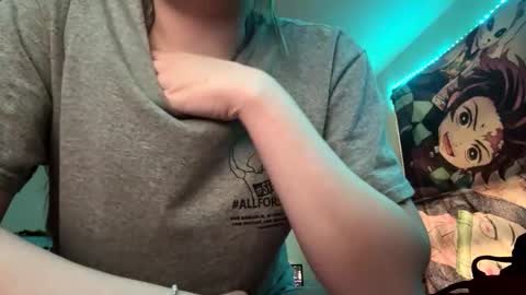 ashleyynicholee online show from 10.24.25