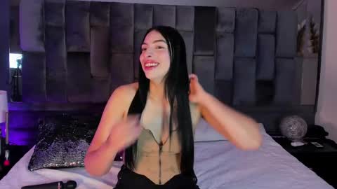 Ashly online show from 04.25.26