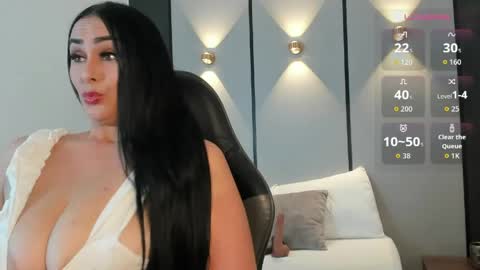 A S H L Y online show from 04.13.26